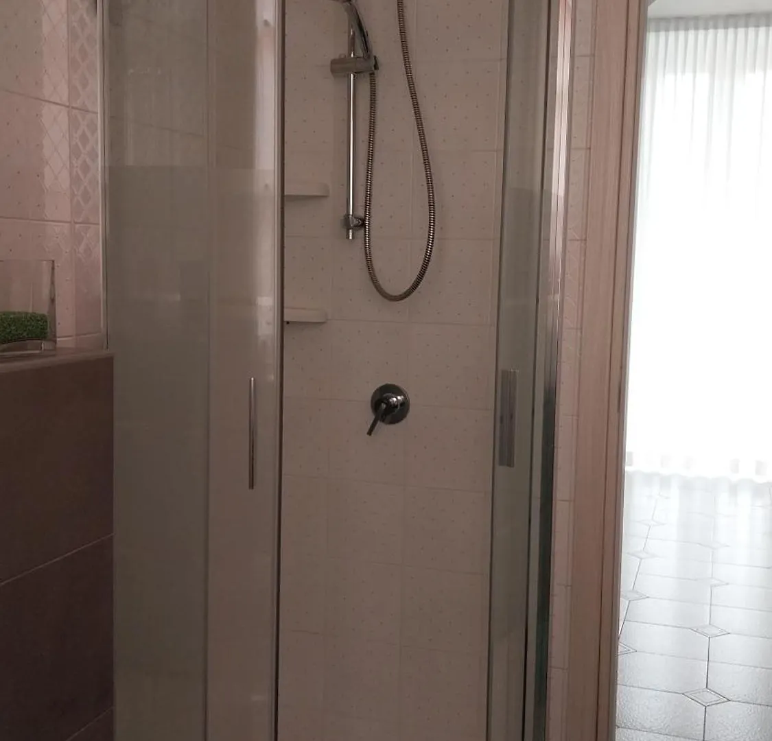 Valentina Apartment Μενάτζιο