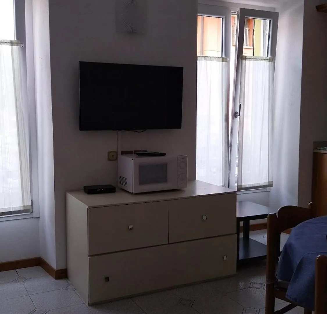 Valentina Apartment Menaggio 0*,