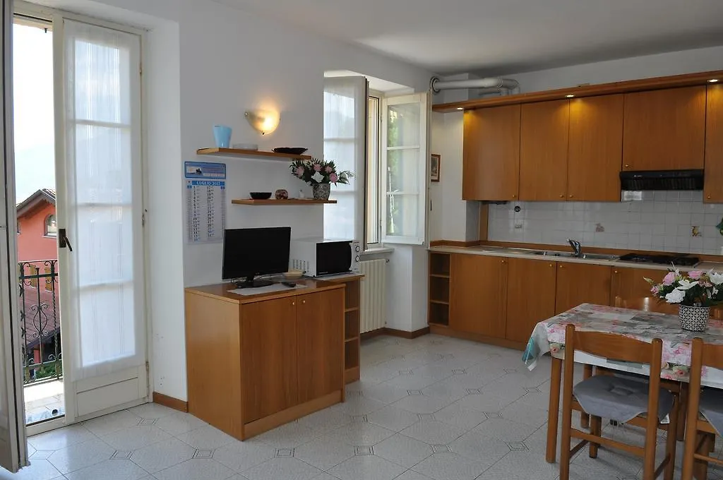 Valentina Apartment Менаджо